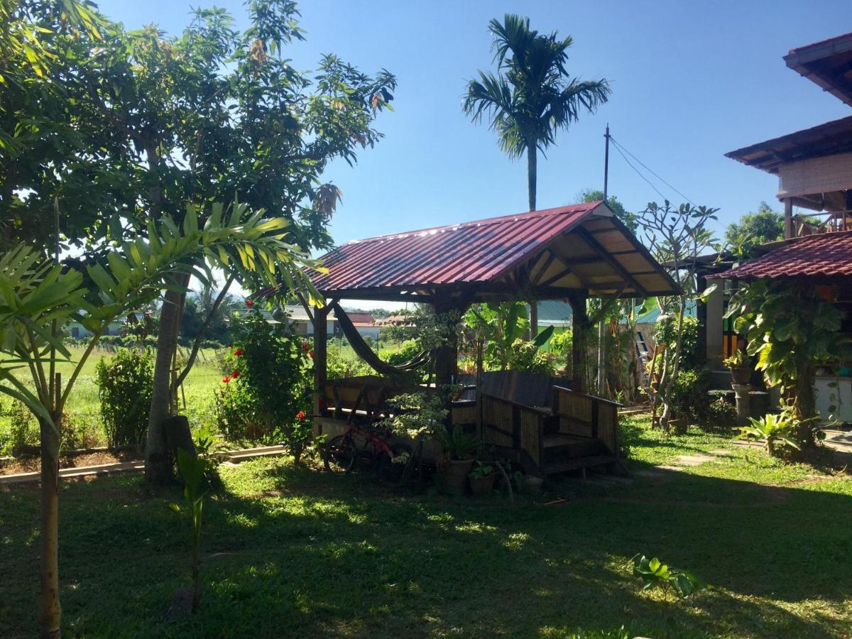 Soluna Guest House Pantai Cenang  Exterior photo