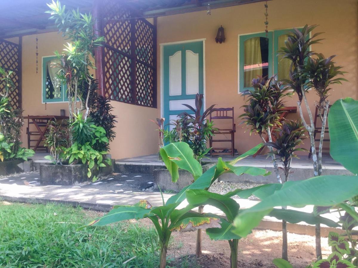 Soluna Guest House Pantai Cenang  Exterior photo